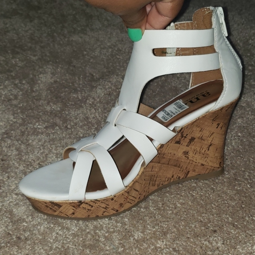 A.N.A Wedges white US 6.5